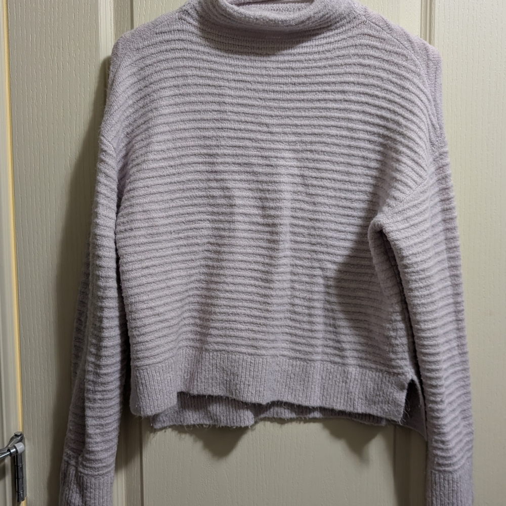 Garage Ribbed Knit Turtleneck Sweater - Light Gray